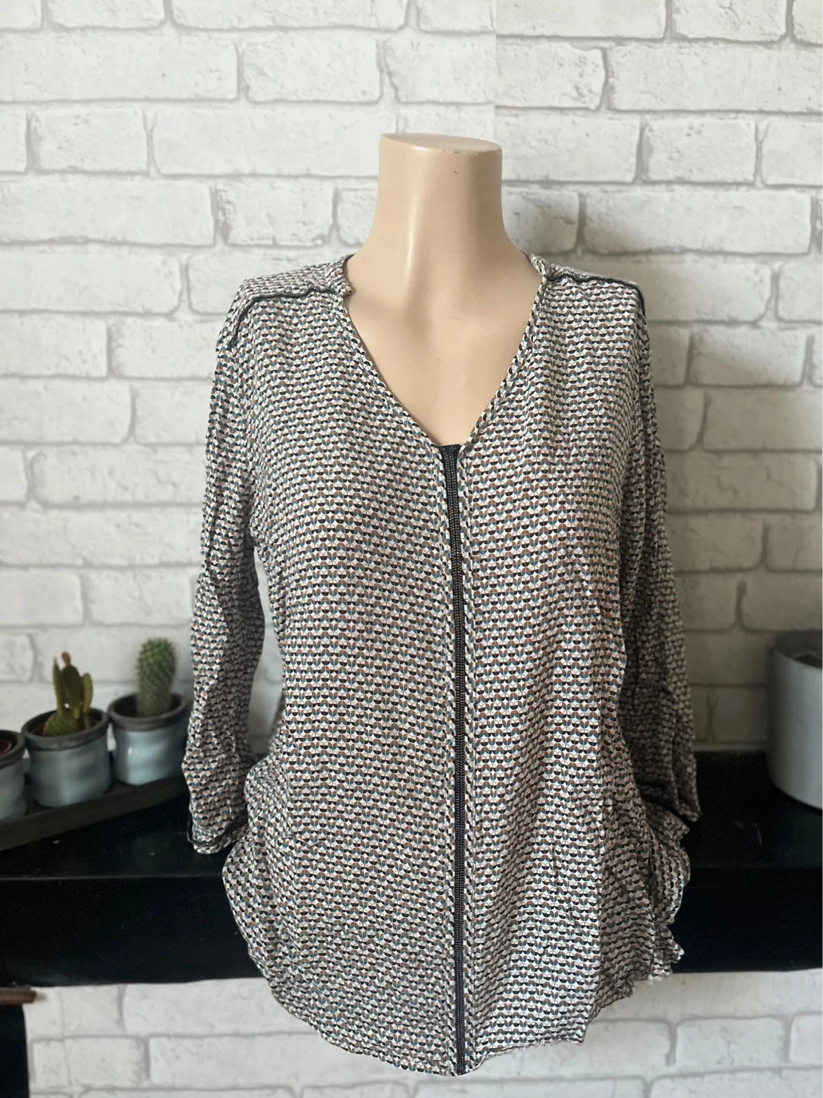 Blouse Cache Cache – Taille 36 – Bon état